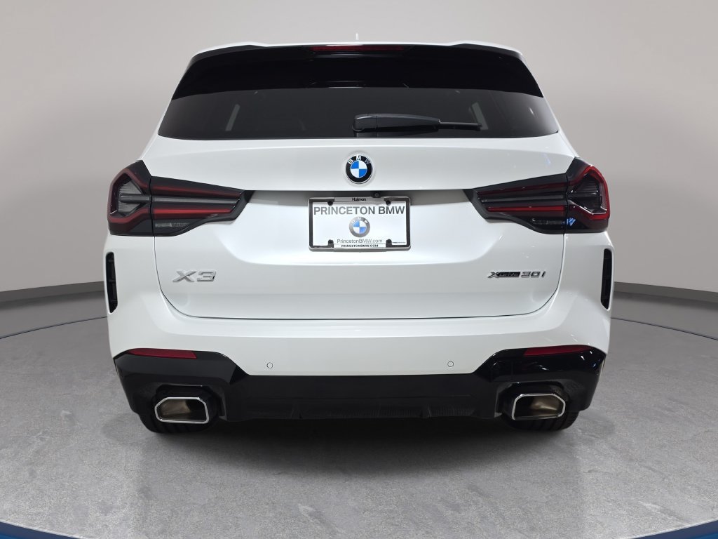 Certified 2024 BMW X3 xDrive30i w/ Premium Package AWD/4WD image 6