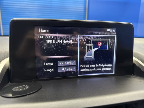 Used 2018 Lexus NX 300 FWD image 19