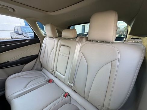 Used 2019 Lincoln MKC Reserve image 32