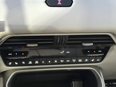 Used 2025 MAZDA CX-90 Plug-In Hybrid w/ Premium Plus AWD/4WD image 16