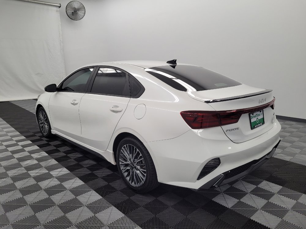 Used 2024 Kia Forte GT-Line w/ GT-Line Premium Package FWD image 5