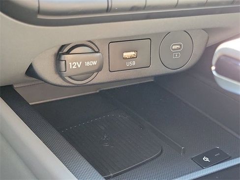 New 2026 Hyundai Elantra SEL Sport Premium image 11