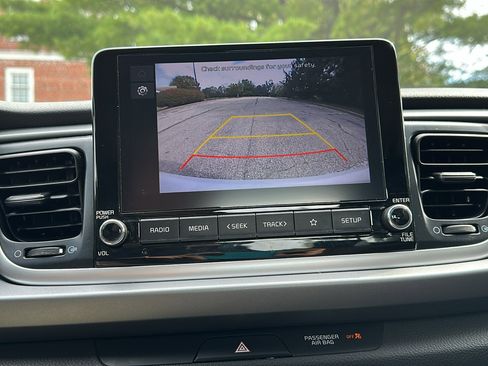 Used 2023 Kia Rio LX image 19