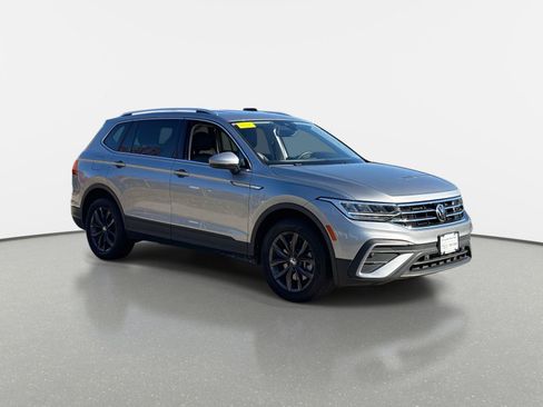 Used 2022 Volkswagen Tiguan SE image 26