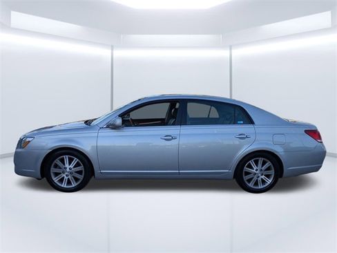 Used 2005 Toyota Avalon Limited image 7