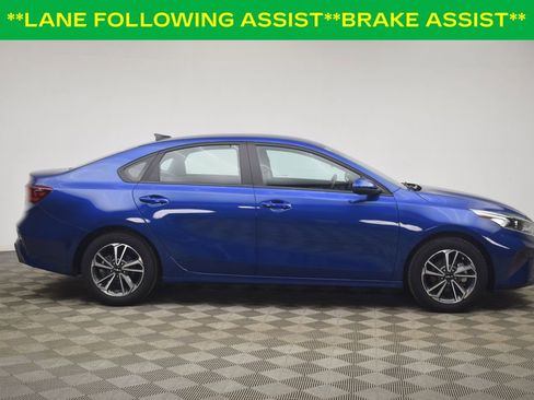 Used 2023 Kia Forte LXS image 13