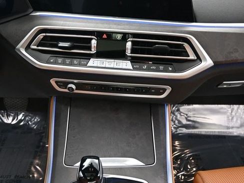 Used 2023 BMW X5 sDrive40i w/ Climate Comfort Package RWD image 13
