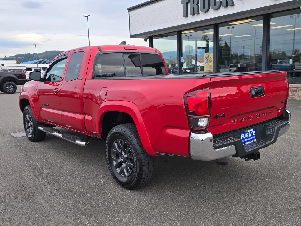 Used 2021 Toyota Tacoma SR5 AWD/4WD image 8