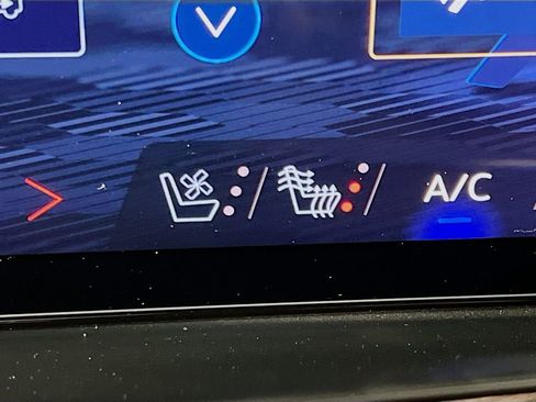 Used 2025 Chevrolet Tahoe Premier image 21