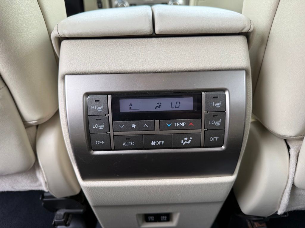 Used 2020 Lexus GX 460 Premium AWD/4WD image 18