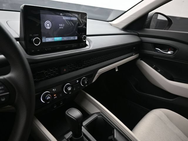 Used 2025 Honda Accord LX image 11