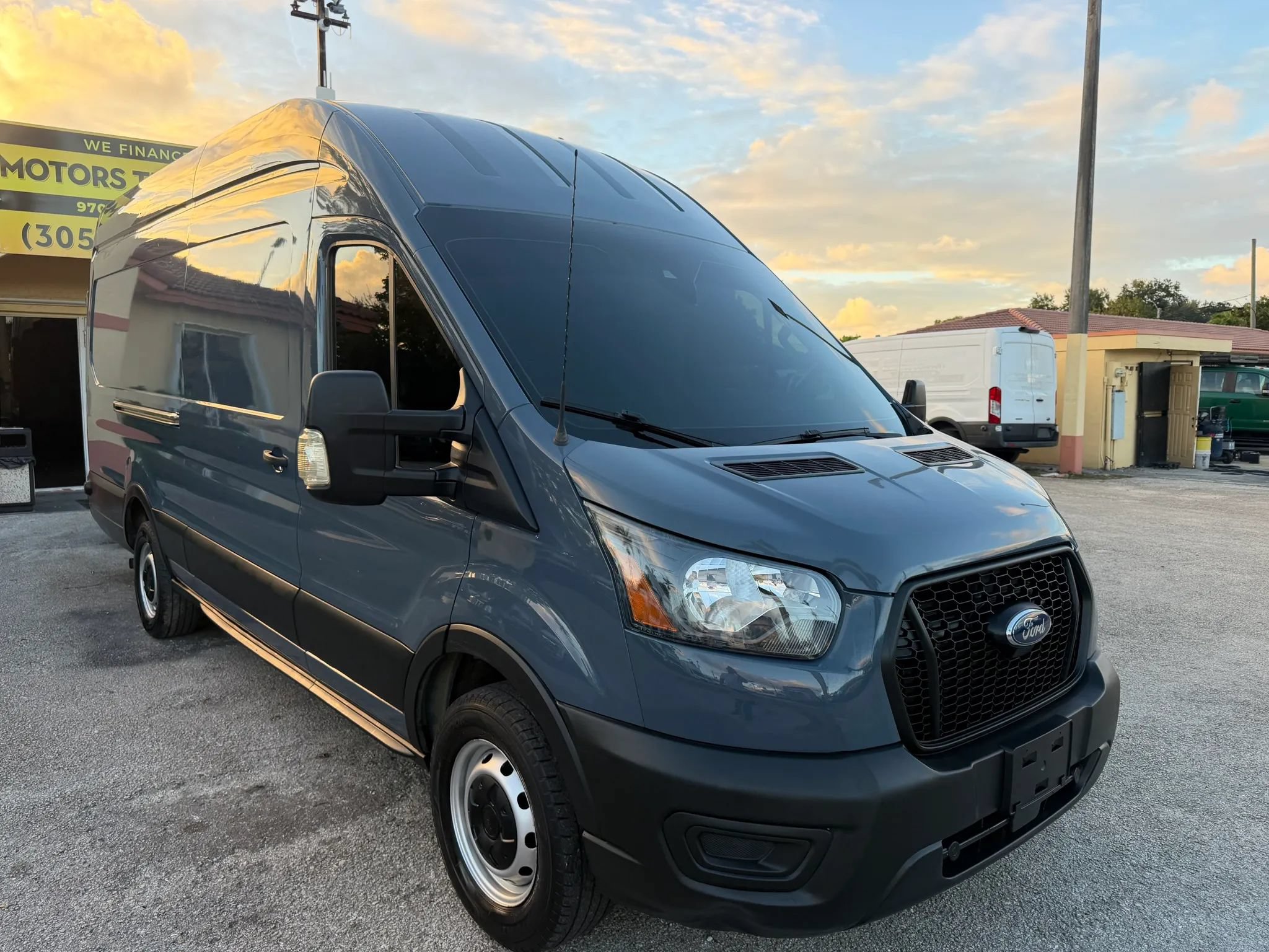Used 2021 Ford Transit 250 148 High Roof Extended w/ Parcel Delivery Package RWD image 7