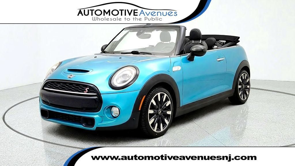 Used 2019 MINI Cooper S w/ Premium Package FWD image 1