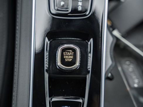 New 2026 Volvo XC90 B6 Plus w/ Protection Package Premier image 25