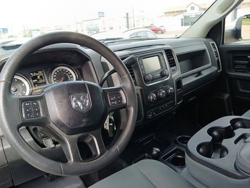 Used 2018 RAM 2500 Tradesman w/ Chrome Appearance Group image 17