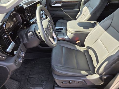 New 2025 GMC Sierra 1500 Elevation w/ Elevation Premium Package image 6
