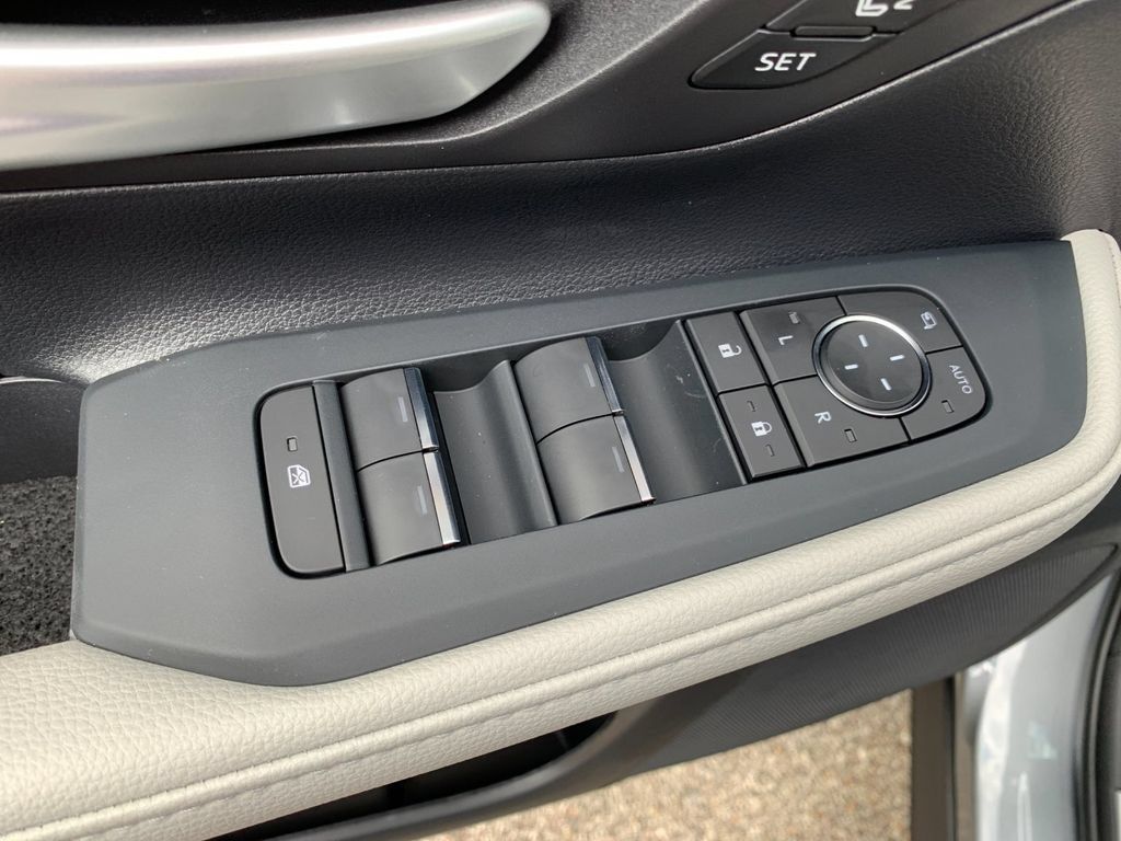 Used 2026 Toyota Grand Highlander AWD Hybrid image 13