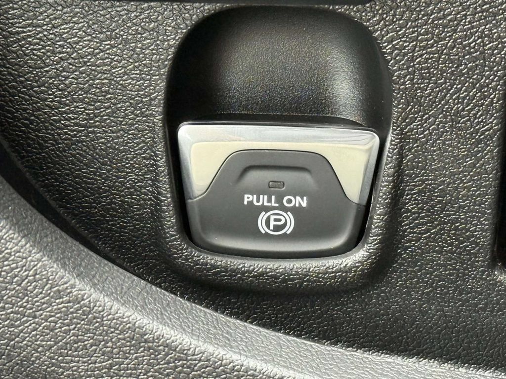 New 2026 RAM ProMaster 3500 FWD image 24