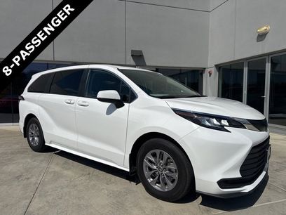 Used 2022 Toyota Sienna LE