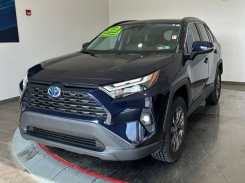 Used 2022 Toyota RAV4 XLE Premium AWD/4WD image 2