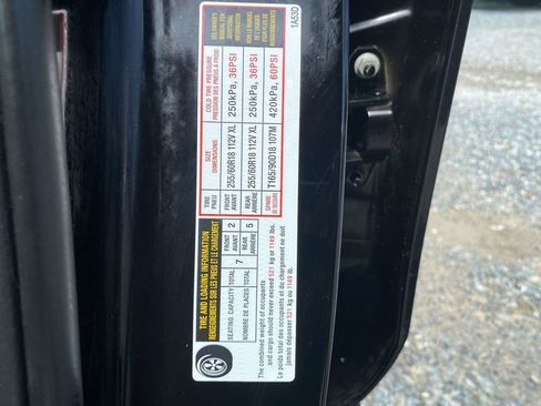 Used 2020 Nissan Pathfinder SL image 32