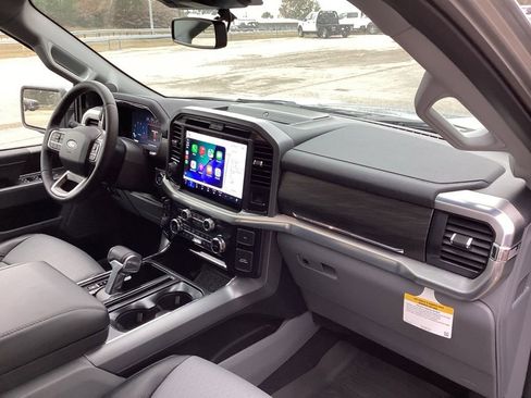New 2025 Ford F150 Lariat w/ Equipment Group 501A Mid AWD/4WD image 28