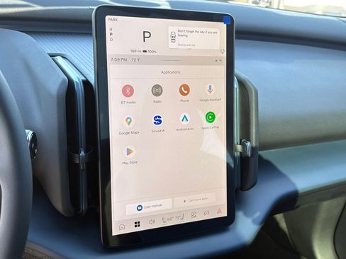 New 2026 Volvo EX30 Plus w/ Protection Package Premier image 14