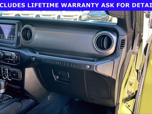 Used 2023 Jeep Wrangler Unlimited AWD/4WD image 13