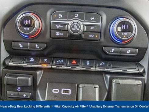 Used 2020 Chevrolet Silverado 1500 LT Trail Boss image 31