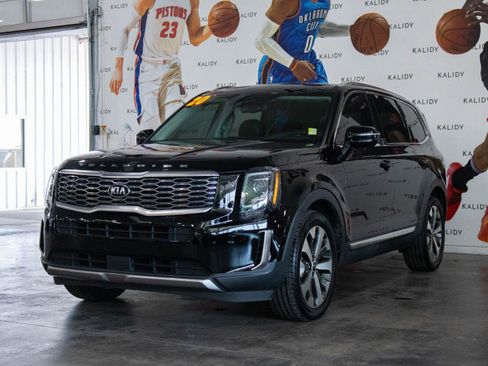 Used 2020 Kia Telluride EX w/ EX Premium Package FWD image 22