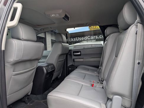 Used 2016 Toyota Sequoia Limited w/ Safety & Convenience Package AWD/4WD image 21