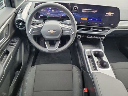 New 2026 Chevrolet Equinox EV LT image 12