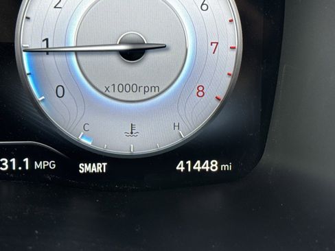 Certified 2023 Hyundai Santa Fe SEL w/ Premium Package image 8