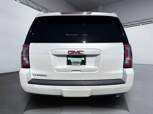 Used 2018 GMC Yukon SLT w/ Premium Edition image 6