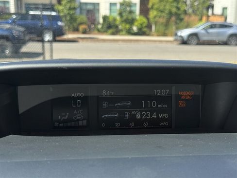 Used 2018 Subaru Forester 2.5i Premium AWD/4WD image 23
