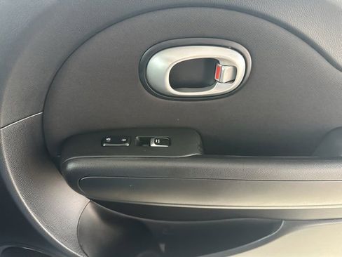 Used 2017 Kia Soul + w/ Designer's Package image 14