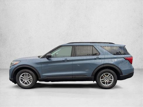 New 2026 Ford Explorer Active image 5