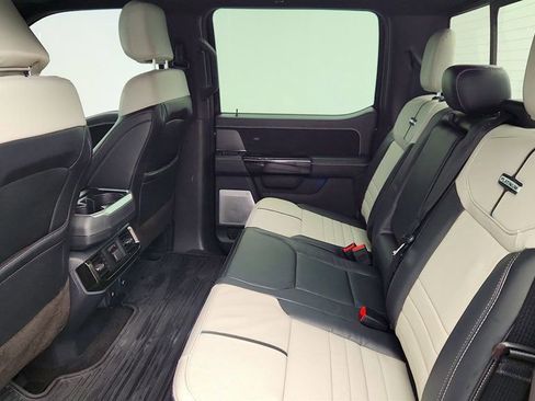 Used 2023 Ford F150 Lightning Platinum image 22