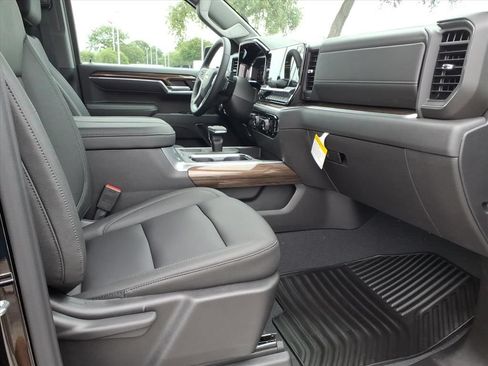 New 2026 Chevrolet Silverado 1500 LT w/ Z71 Off-Road Package AWD/4WD image 23