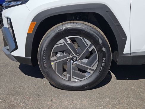 New 2026 Hyundai Tucson Blue SE AWD/4WD image 7