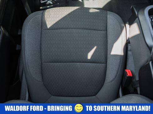 Used 2022 Chevrolet Silverado 1500 LT image 36