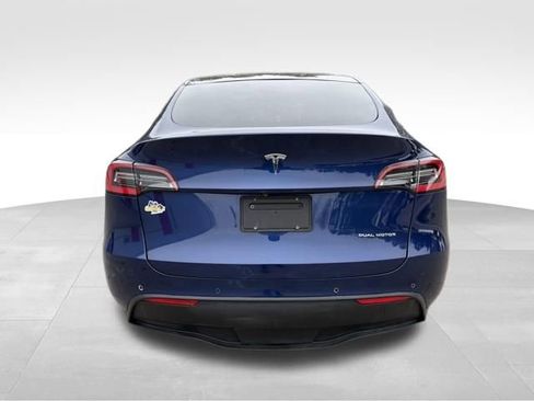 Used 2021 Tesla Model Y Long Range image 4