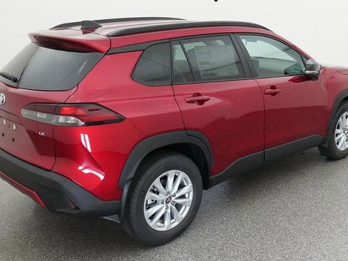 New 2026 Toyota Corolla Cross LE FWD image 9