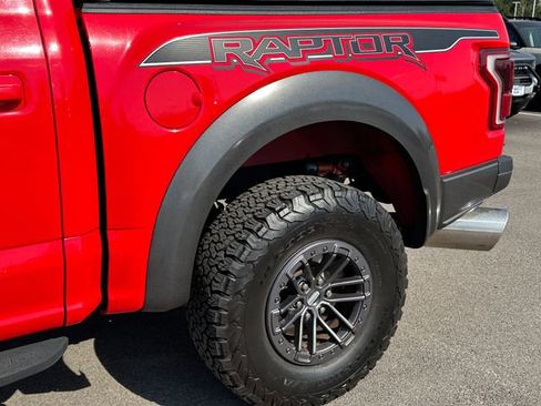 Used 2019 Ford F150 Raptor w/ Equipment Group 802A Luxury image 8