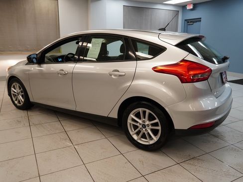 Used 2017 Ford Focus SE w/ SE Winter Package image 7