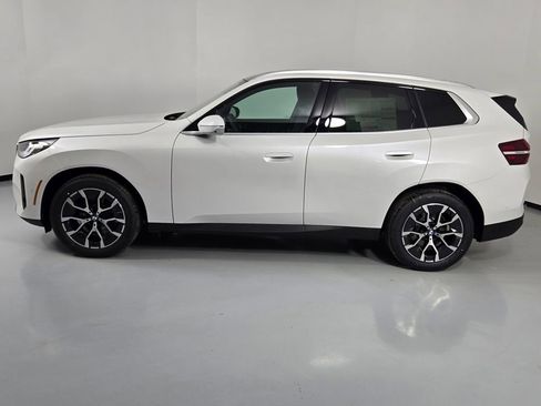 New 2026 BMW X3 xDrive30 w/ Premium Package image 4