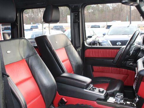 Used 2018 Mercedes-Benz G 63 AMG 4MATIC image 35