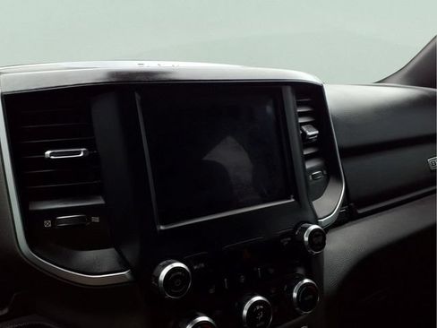 Used 2019 RAM 1500 Big Horn AWD/4WD image 9