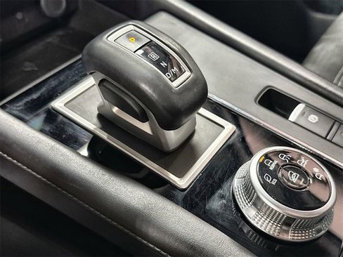 Used 2024 Mitsubishi Outlander SE image 21