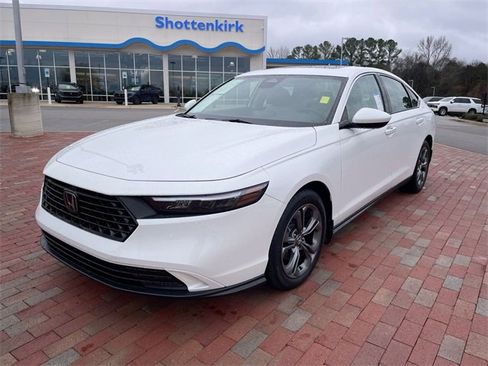 Certified 2023 Honda Accord EX image 1